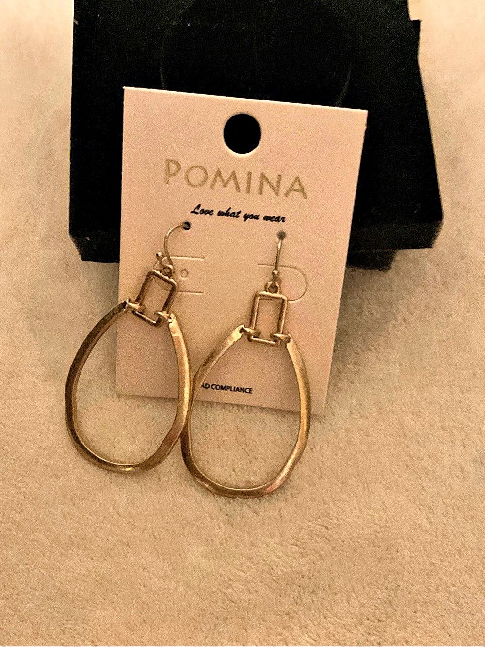 POMINA Gold-Tone Oval Hoop Earrings NWT